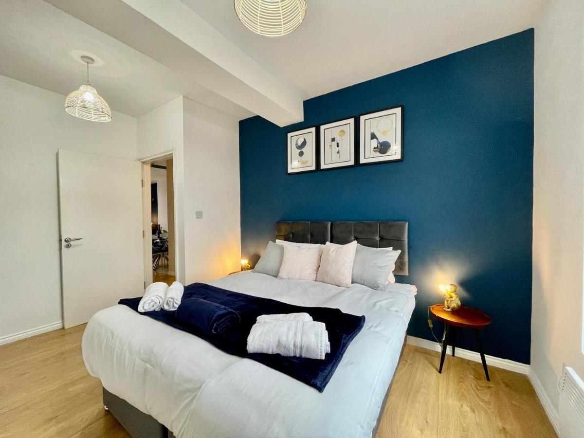 City Centre Gem In Southend Near The Beach, Station And Parking Apartment Luaran gambar