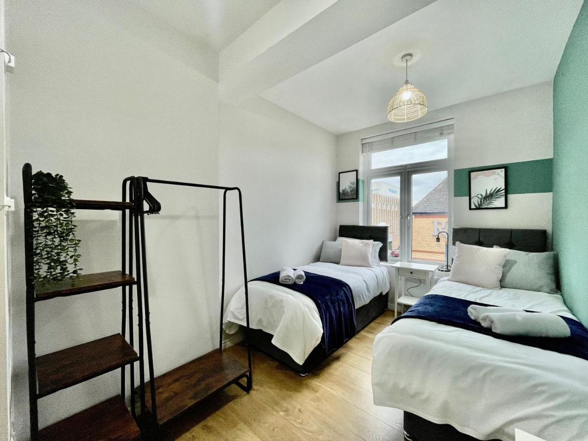 City Centre Gem In Southend Near The Beach, Station And Parking Apartment Luaran gambar