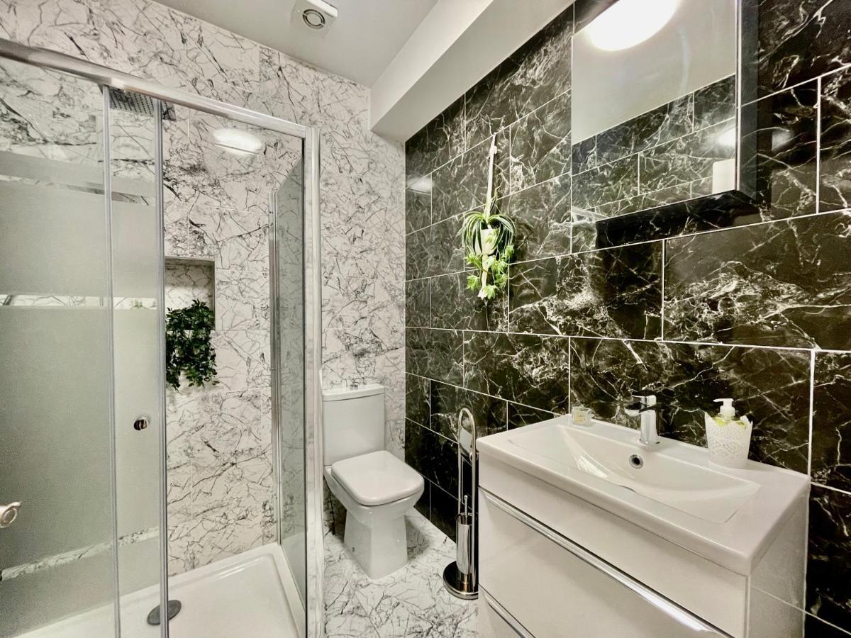 City Centre Gem In Southend Near The Beach, Station And Parking Apartment Luaran gambar